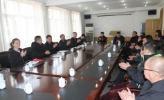 ׯ�к���Ϸ(�й�)�ɷ����޹�˾-����