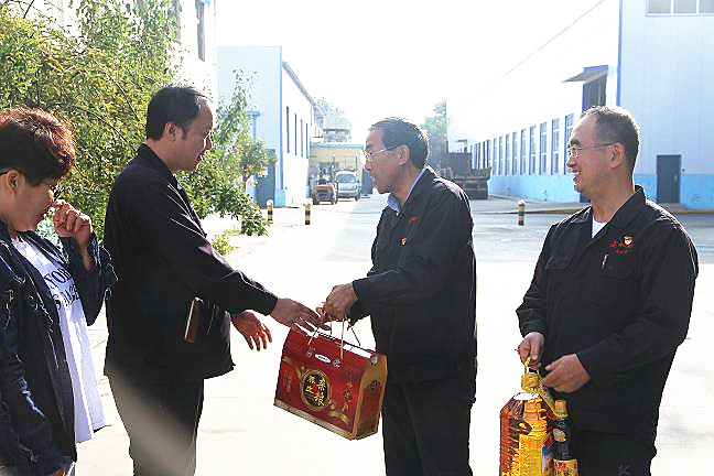 ׳����ʮ�� �����Ͷ��� ���Ź�˾�������ǰϦο����ģ����2.jpg